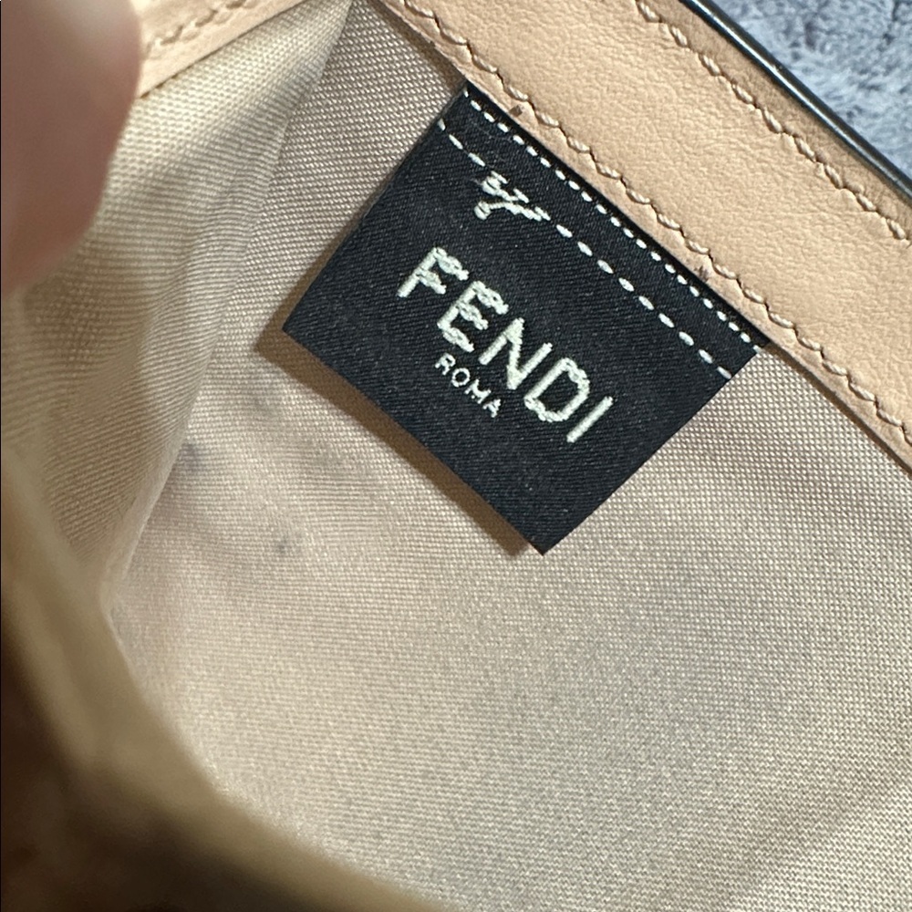 Fendi Compact Leather Wallet - Picture 11 of 13
